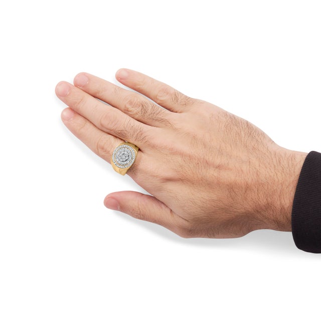 Early 21st Century 10K Yellow Gold 1 1/2 Cttw Diamond Cluster and Halo Signet Mens Ring (K-L Color, I1-I2 Clarity) - Size 11 For Sale - Image 5 of 6