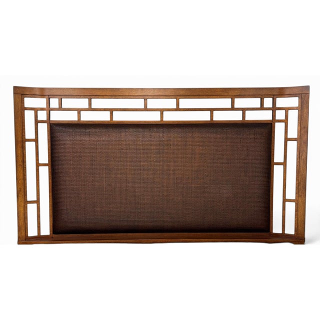 2020s Lexington Tommy Bahama Ocean Club Paradise Point King Size Bedframe For Sale - Image 5 of 10