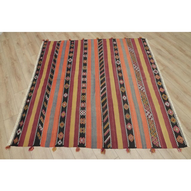 Size: 5.9 x 6 ft ( 176 x 180 cm) 69 x 70 inches Color: Organic Natural Dye ( Orange,Red,Black,Yellow,Blue ) Material: 100%...