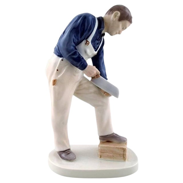 Figure Craftsman 2434 Carpenter from Bing & Grondahl, 20th Century For Sale
