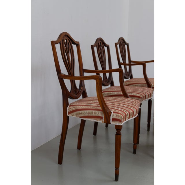 Danish Hepplewhite Mahogany Dining Chairs from Farre Møbelfabrik, 1970s, Set of 6 For Sale - Image 4 of 18