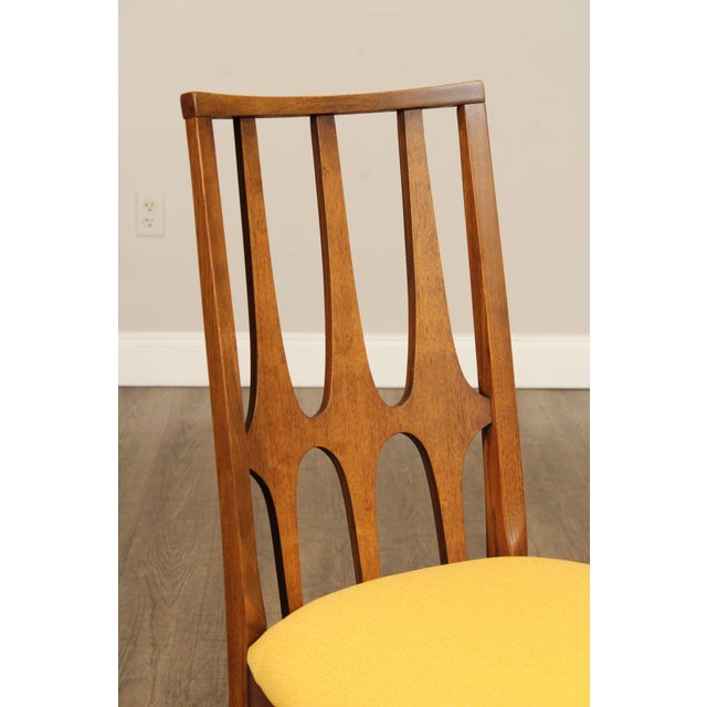 Broyhill Brasilia Mid Century Modern Set of Five Walnut Dining Chairs For Sale In Philadelphia - Image 6 of 12