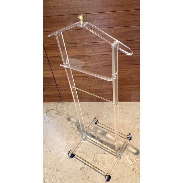 Mid 20th Century Modern Lucite Valet Stand with Wheels For Sale - Image 17 of 18