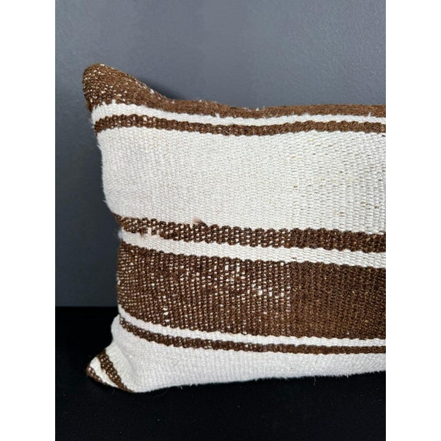 Contemporary Turkish Hemp Pillow Cushion Natural Beige Brown Pillow Cushion Cover 16" x 24" For Sale - Image 3 of 4