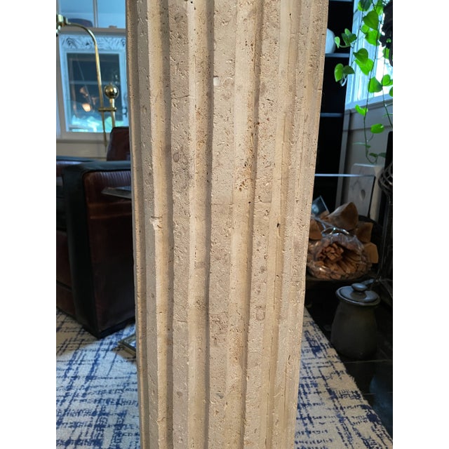 Alabaster Postmodern Tessellated Neoclassical Fluted Column Pedestal For Sale - Image 8 of 9