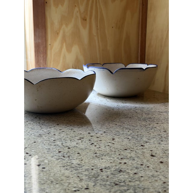 Hand-Thrown Ceramic Bowls with Scalloped Rim and Hydrangea Motif, 1980s, Set of 2 For Sale - Image 6 of 16