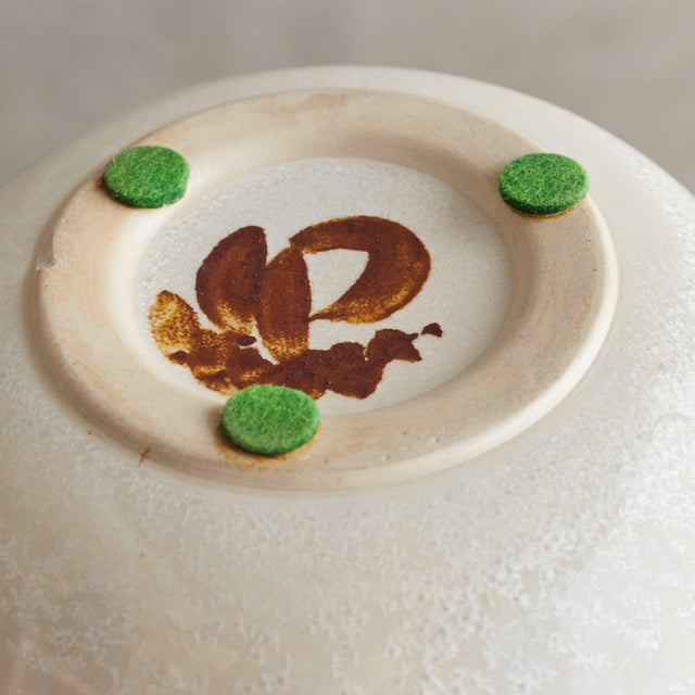Italian Ivory Ceramic Whistle Vase by Franco Bucci for Laboratorio Pesaro, 1970s For Sale In Chicago - Image 6 of 9