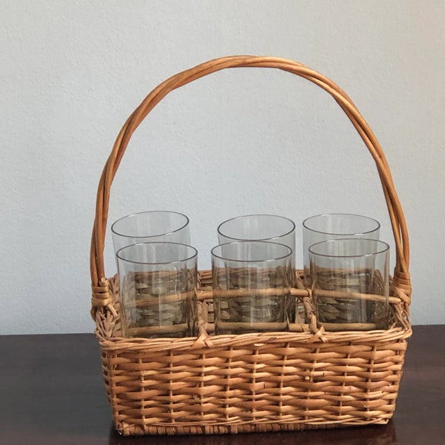 1960s Wicker Drink / Cocktail Caddy For Sale In Baltimore - Image 6 of 12