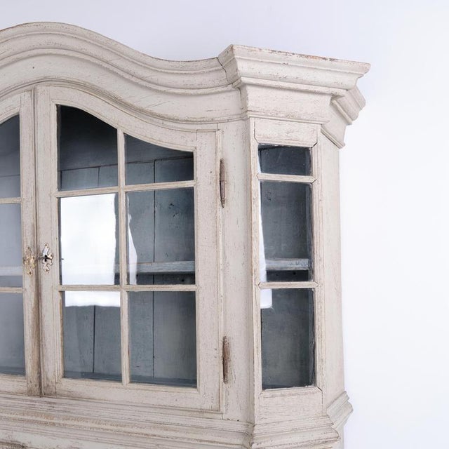 Antique German Painted Oak Display Cabinet with Glass Doors, 1790s For Sale - Image 5 of 17