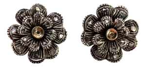 Circular Earrings in Gold and Silver with Flower-Shaped Diamond Chips, Set of 2