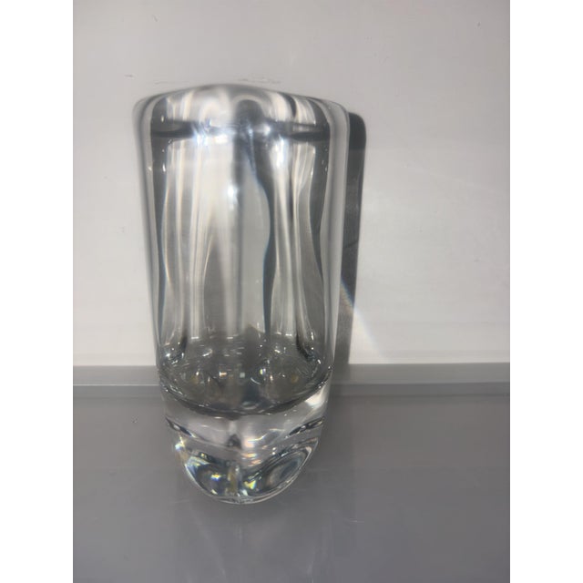 Art Vannes crystal vase, France, 1970s, height 14 cm, width 10 cm, depth 7 cm.