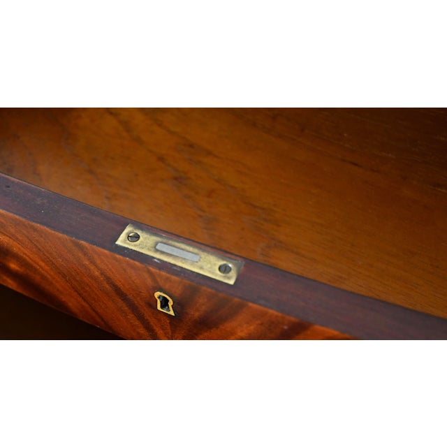 1890s Antique American Empire Book-Match Crotch Mahogany Dresser & Mirror Set For Sale - Image 13 of 18