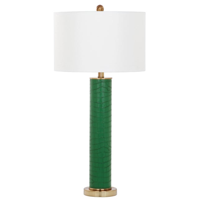 Inspired by a vintage piece perched on the concierge’s desk in one of the most revered traditional five-star hotels in...