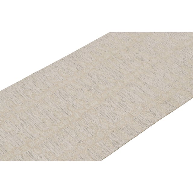 Rug & Kilim Rug & Kilim’s Scandinavian Style Kilim Runner in White-Beige Floral Patterns For Sale - Image 4 of 8
