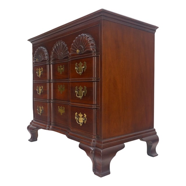 Hickory Block Front Bracket Feet Chippendale 4 Drawers Bachelor Chest Dresser For Sale