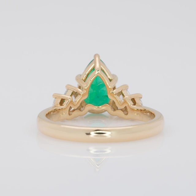 Gia Certified Colombian Emerald & Natural Diamond Ring: Solid 14k Gold, Pear Cut, Size 6.75 For Sale - Image 9 of 9