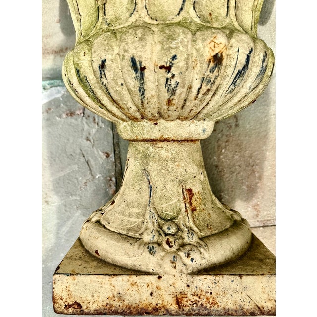 Pair 19th Century White Painted Cast Iron Garden Urns With Ring Handles and Masks For Sale - Image 12 of 17