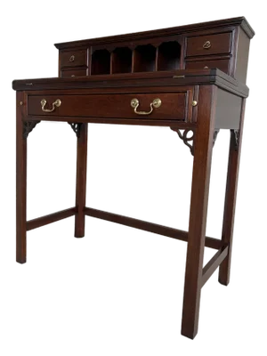 Tradition House Collection Georgian Style Cherry Tilt Top Writing Desk