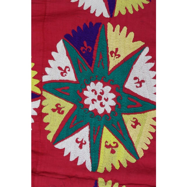 Vintage Hand Embroidered Suzani Wall Hanging, 1920s For Sale - Image 10 of 18