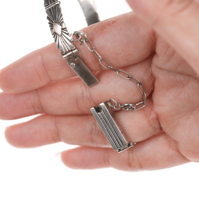 Late 20th Century 6.5" Pat Bedoni Navajo 14k/Sterling link bracelet For Sale - Image 5 of 9