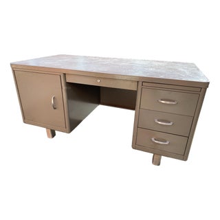 Vintage Mid Century Modern Metal Tanker Desk For Sale