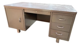Example of Cole Steel Tanker Desks