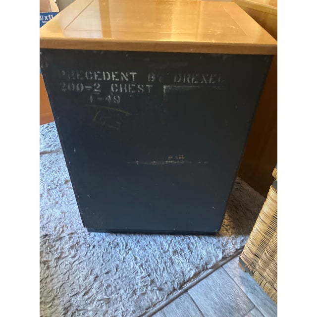 1950s Pair of Edward Wormley for Drexel Precedent Nightstands For Sale In Los Angeles - Image 6 of 7