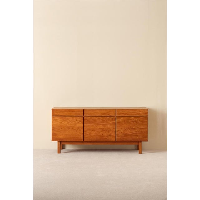 Very beautiful sideboard with fantastic walnut veneer with perfect grain. Produced in Denmark, 1960s.