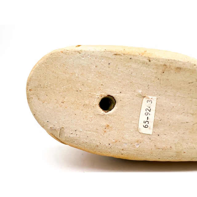 Mid-Century Pottery Fish Wall Pocket Figurine – Asian Folk Art / Japandi / Coastal For Sale - Image 10 of 12