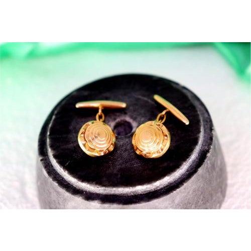 Gold Cufflinks with Gradient Reliefs, Set of 2 For Sale - Image 3 of 6