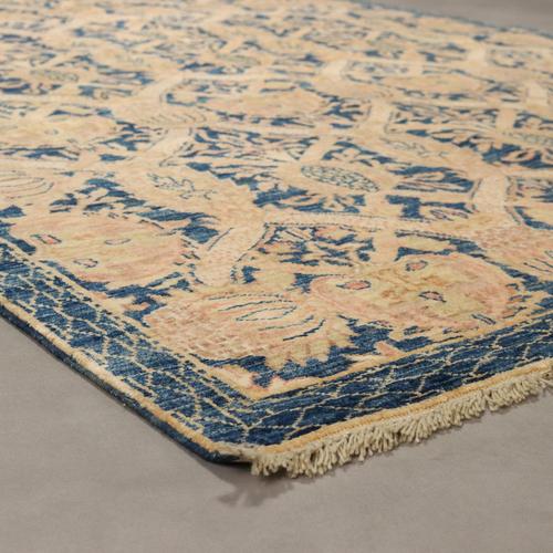 Herat Rug in Wool, Pakistan For Sale - Image 4 of 9