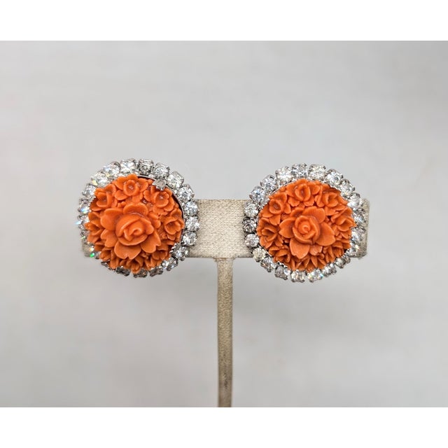 Vintage 1950s Signed Kramer Carved Faux-Coral Clear Rhinestone Clip Earrings For Sale In Philadelphia - Image 6 of 9