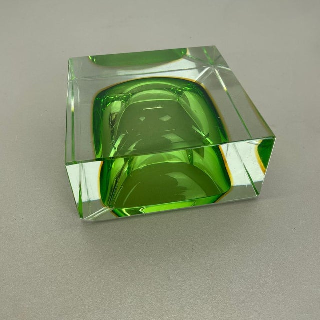 Murano Green Glass Sommerso Ashtray by Flavio Poli, 1970s For Sale - Image 13 of 16