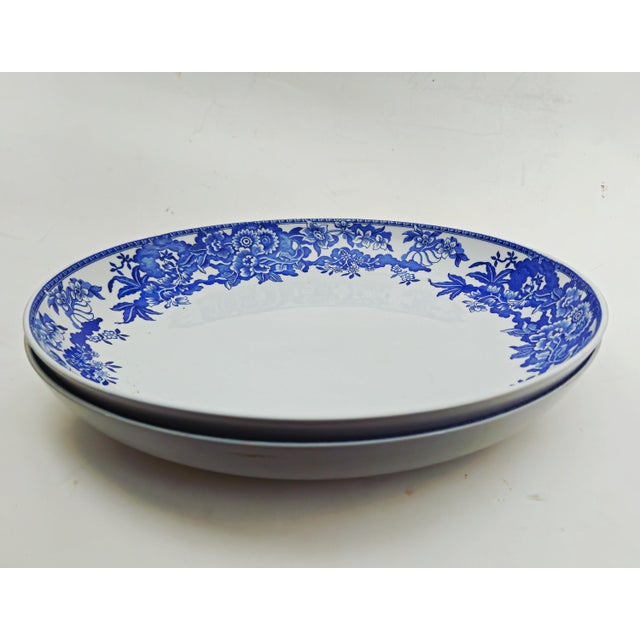 Blue Late 20th Century Spode Blue Room 'Girl at Well' Pasta Serving Bowl 11.75", Made in England - With No Center Decoration For Sale - Image 8 of 8