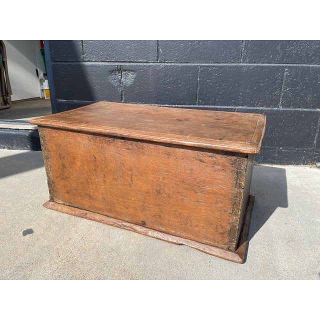 Early 19th Century Primitive Petite Solid Wood Chest With Hand-Hewn Details and Exposed Dovetail Joinery For Sale In Los Angeles - Image 6 of 8