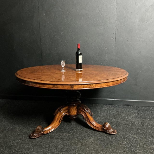 Victorian Round Table in Burr Walnut, 1860 For Sale - Image 6 of 7
