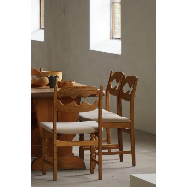 Vintage Razorblade Dining Chairs in Oak and Mohair by Henning Kjærnulf, 1960s, Set of 8 For Sale - Image 16 of 18