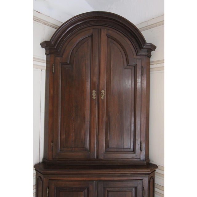 18th Century French Walnut Corner Cupboard For Sale - Image 10 of 18
