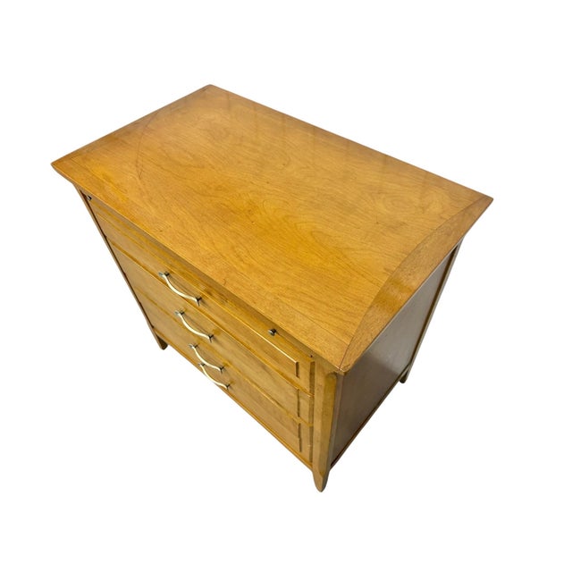1950s Mid-Century Modern Heywood Wakefield Bachelor Chest For Sale - Image 5 of 10