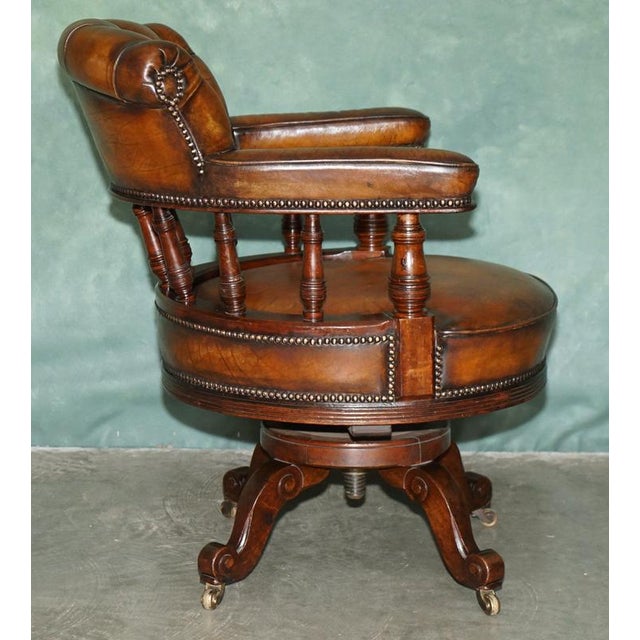 Antique Captain's Desk Chair in Brown Leather, 1880 For Sale - Image 13 of 18