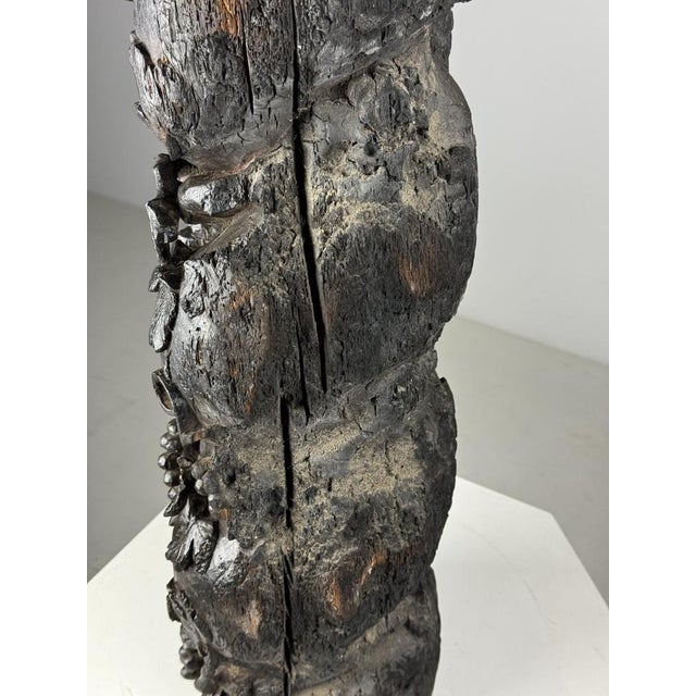 Hand-Carved Column, 18th Century For Sale - Image 12 of 18