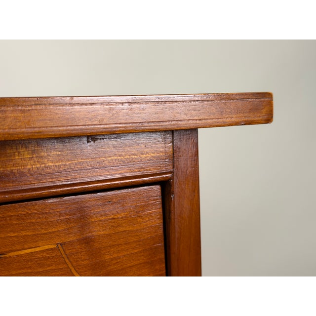 Pennsylvania Federal Cherry Four-Drawer Chest With Satinwood String Inlay, Circa 1800–1820, Attributed For Sale In Boston - Image 6 of 13