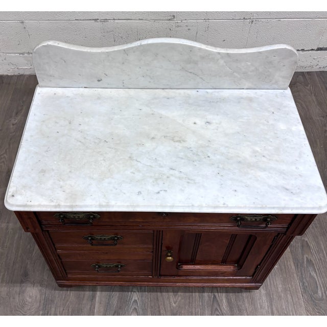 Late 19th Century Antique Victorian Eastlake Walnut Marble Top Knapp Joint Washstand For Sale - Image 5 of 15