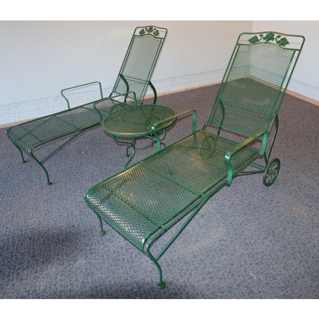 Russell Woodard Mid 20th Century Attributed to Russell Woodard Wrought Iron Chaise Loungers With Removable Service Table For Sale - Image 4 of 13