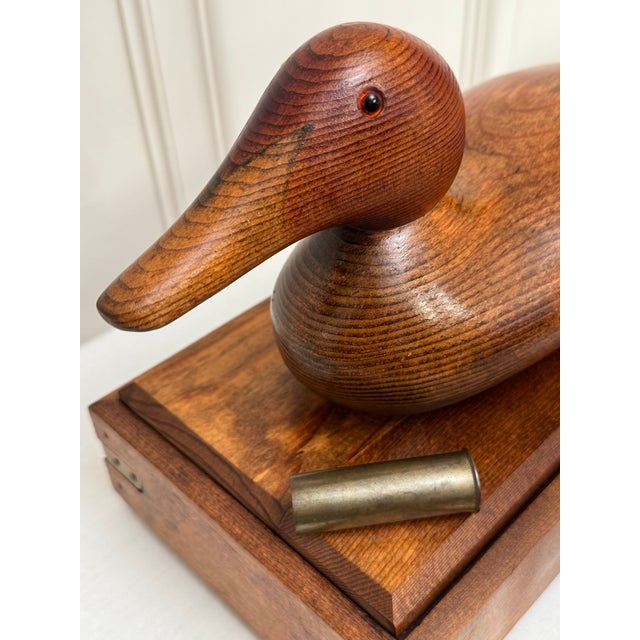 Vintage Americana Solid Wood & Brass Duck Decoy Lidded Box For Sale - Image 4 of 12