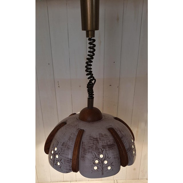 Rustic Vintage Height-Adjustable Ceiling Lamp with Beige Ceramic Shade and Oak Wood Segments from Fischer-Leuchten, 1980s For Sale - Image 3 of 8