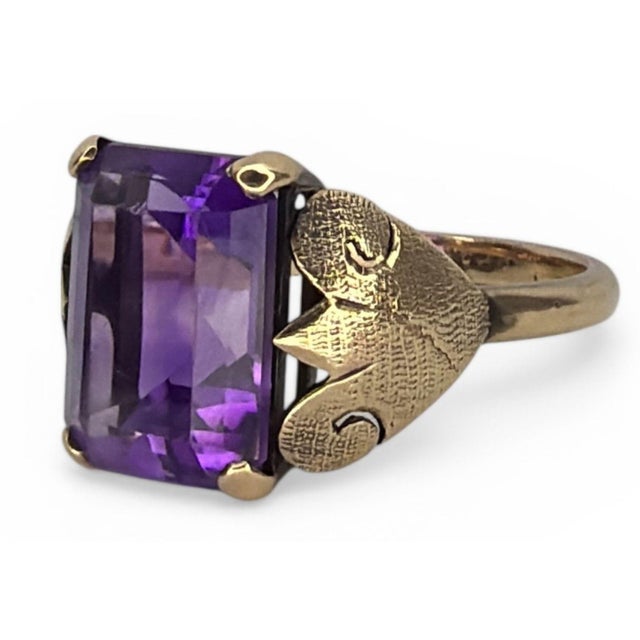 Art Deco Art Deco 14k Gold Emerald-Cut Amethyst Ring For Sale - Image 3 of 5