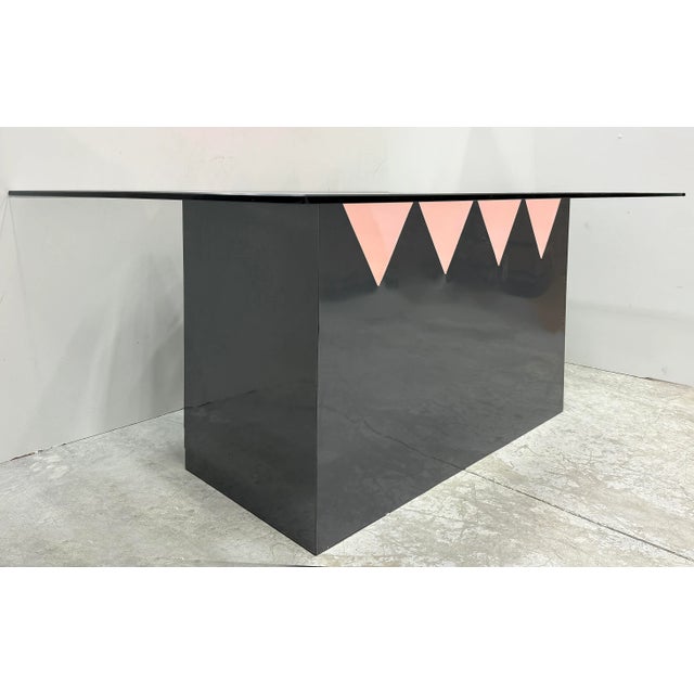 Mid-Century Modern Late 20th Century Post Modern Memphis Style Dining Table For Sale - Image 3 of 8