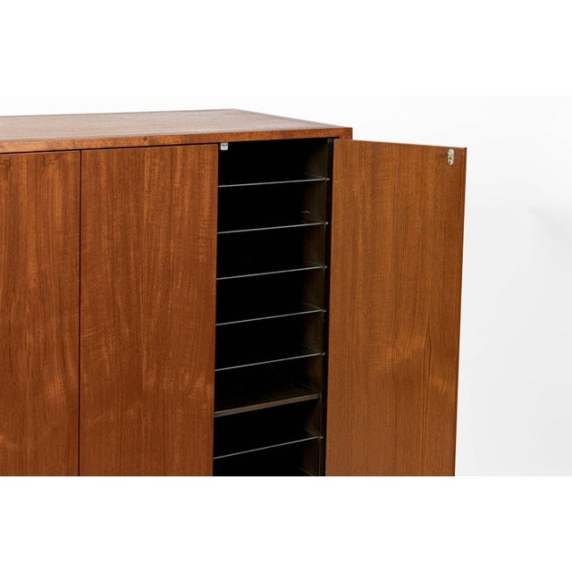 Brown Mid-Century Modern Gentleman’s Cabinet or Dresser by Harvey Probber, Circa 1965 For Sale - Image 8 of 18
