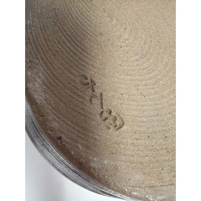 1970s Signed Koishiwara-Yaki Studio Pottery Vase 6” Japanese Mingei Folk Art Kushime For Sale - Image 4 of 11